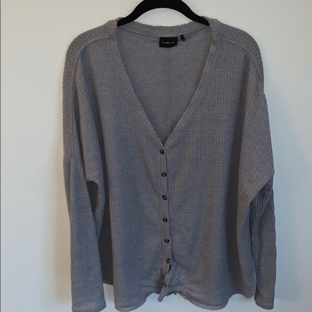 Gray V-Neck Button Down Long Sleeve Top